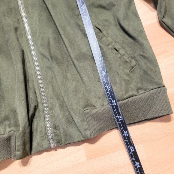 Hard Rock Cafe Velvet Bomber Jacket | Size: Small - Picture 4 of 13